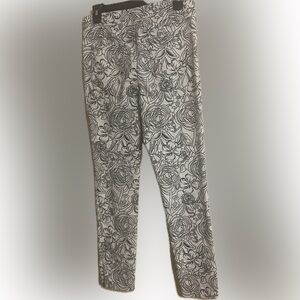 Floral Sz 8 Black and White Womens Pants